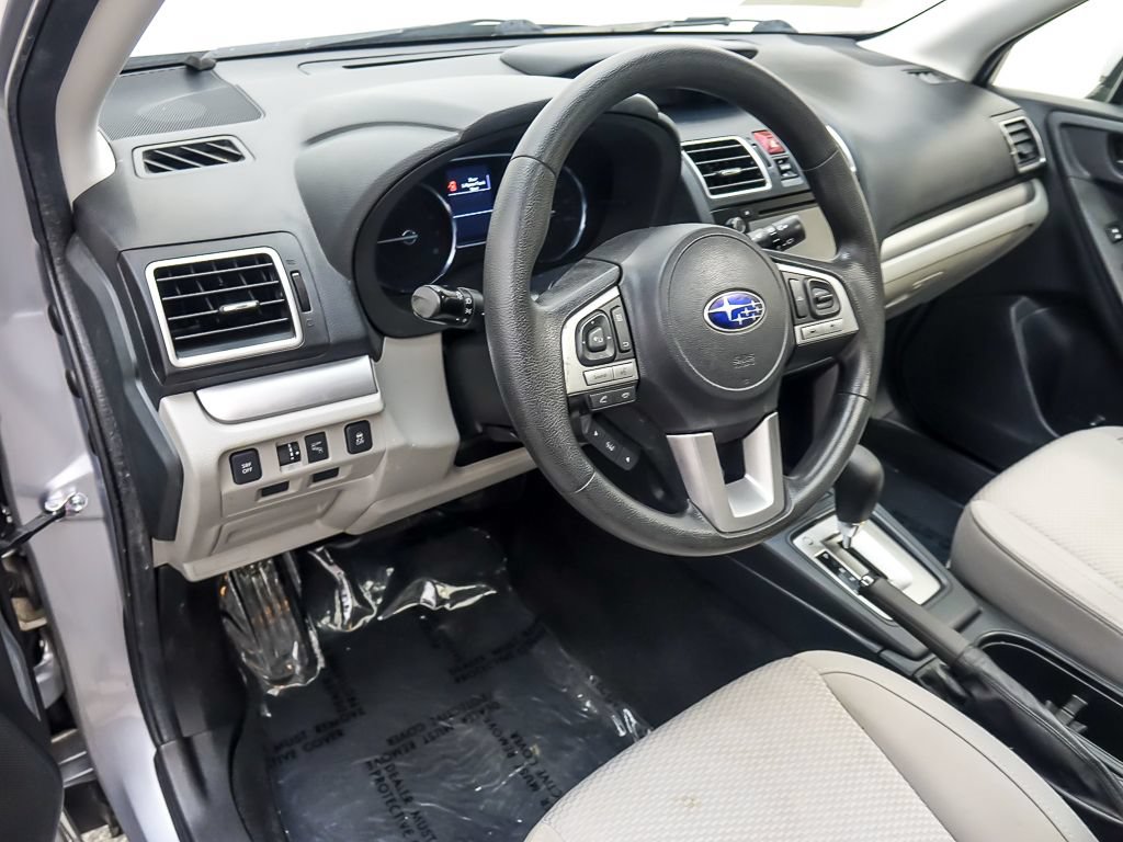 Used 2017 Subaru Forester 2.5i Premium AWD/4WD image 10