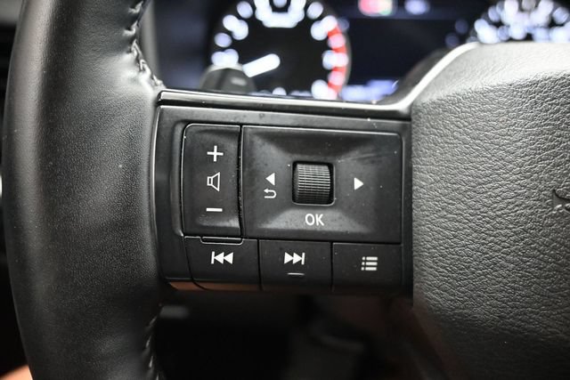Used 2026 Nissan Rogue Dark Armor FWD image 13