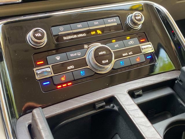 Used 2023 Lincoln Navigator L Reserve image 27