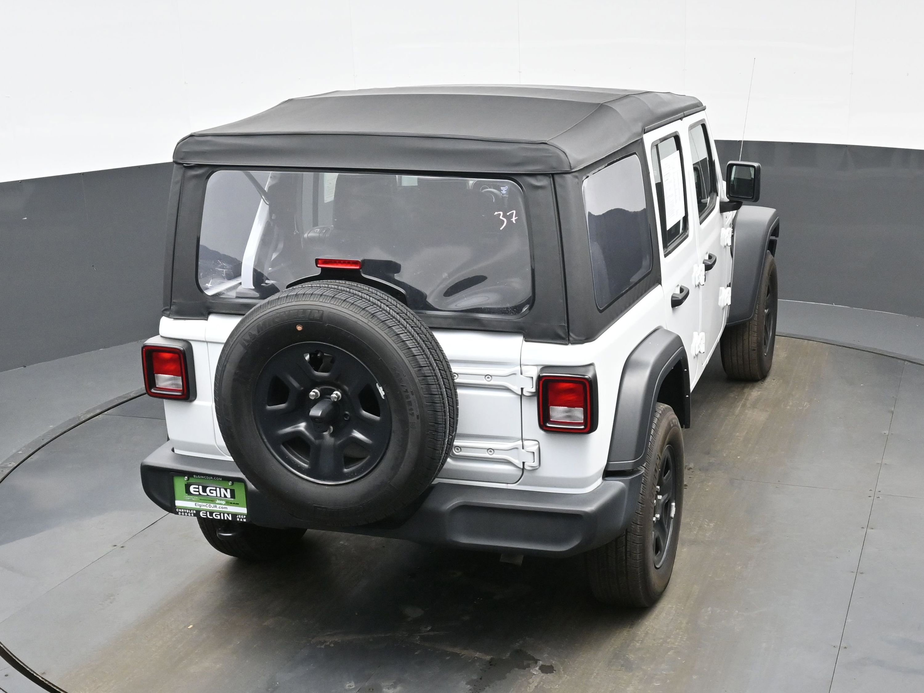 Used 2023 Jeep Wrangler Unlimited Sport image 36