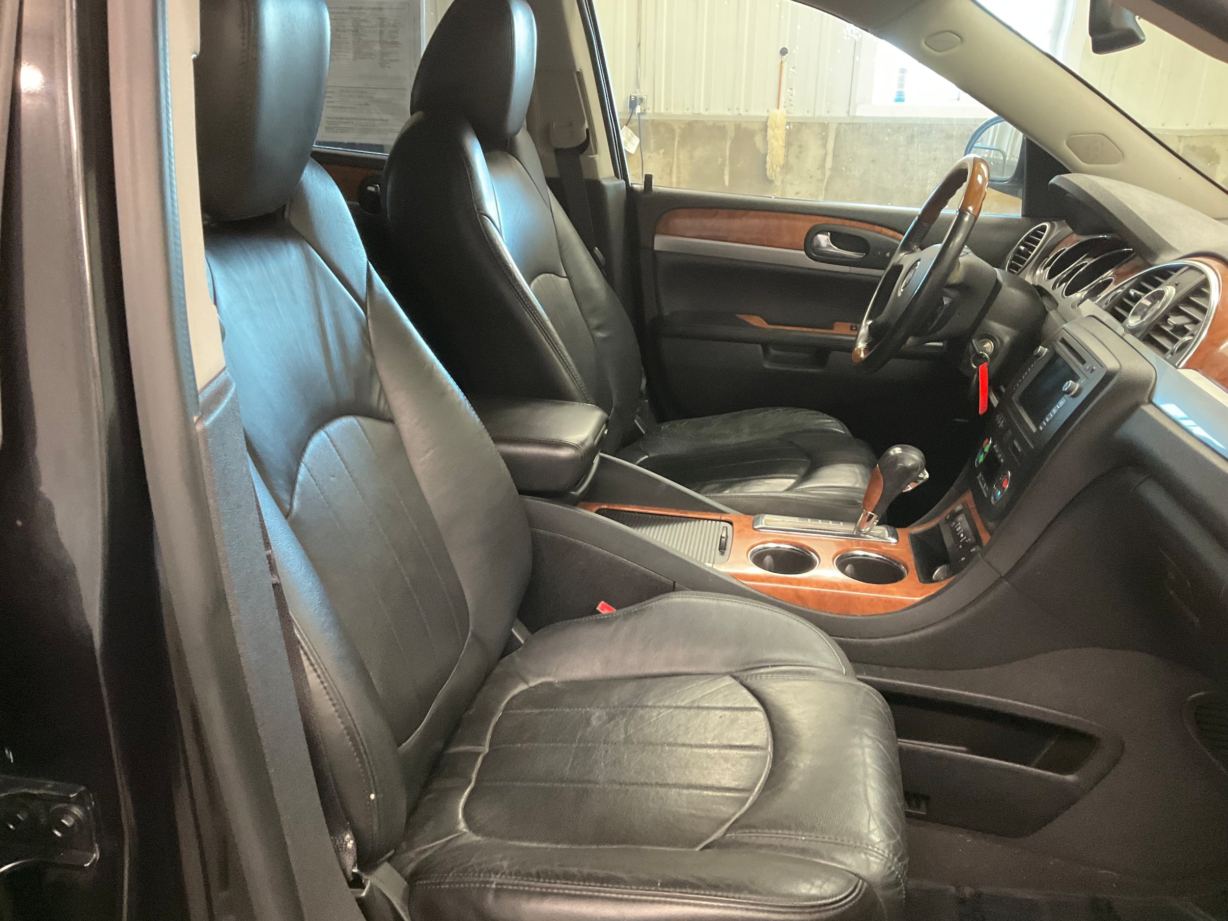 Used 2011 Buick Enclave CXL w/ Trailering Provision Package AWD/4WD image 32