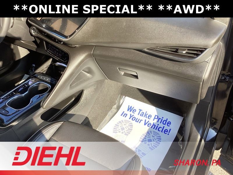 Used 2021 Buick Envision Essence w/ Sport Touring Package image 17