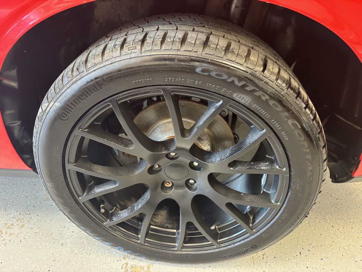 Used 2016 Dodge Challenger SXT RWD image 24