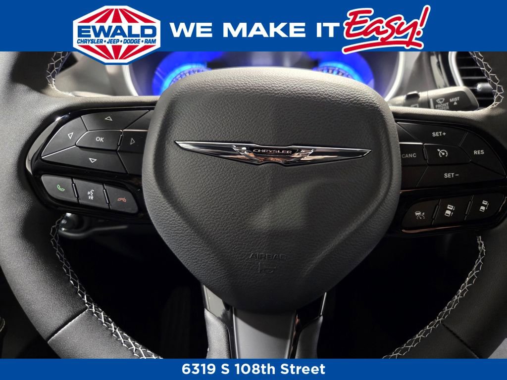 New 2026 Chrysler Pacifica Select w/ S Appearance Package AWD/4WD image 6