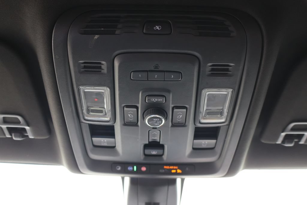 Used 2021 GMC Yukon Denali w/ Denali Premium Package AWD/4WD image 20