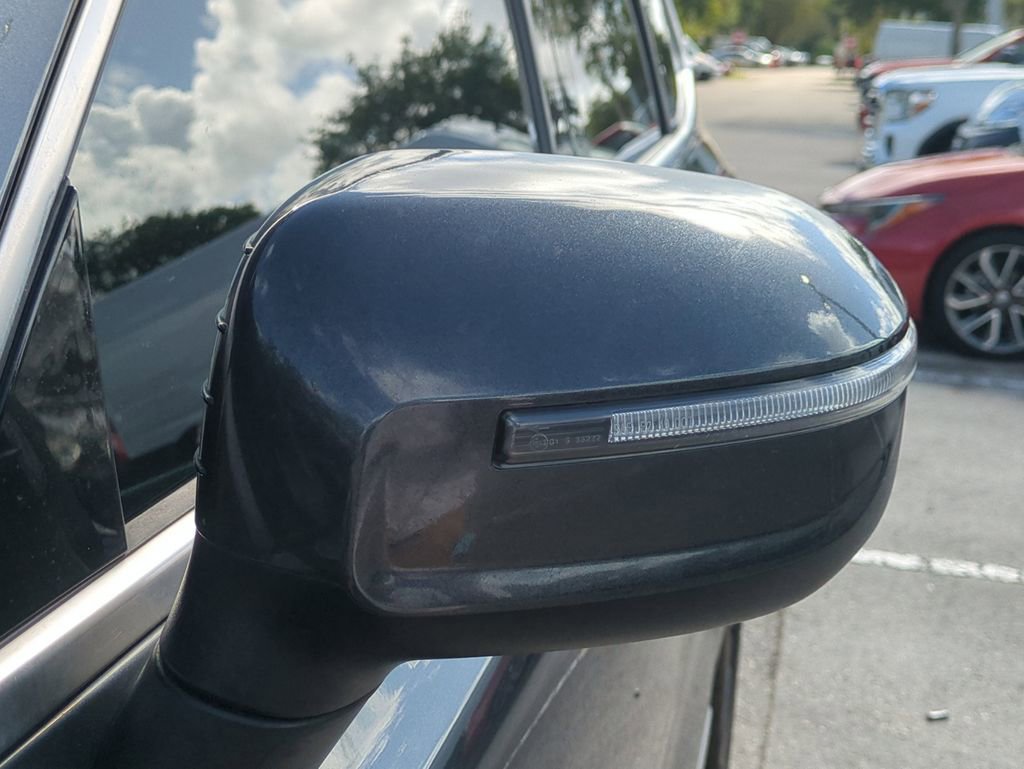 Used 2023 Kia Telluride S w/ S Sunroof Package FWD image 13