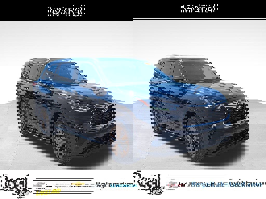 Used 2023 Toyota Highlander Bronze Edition video 1