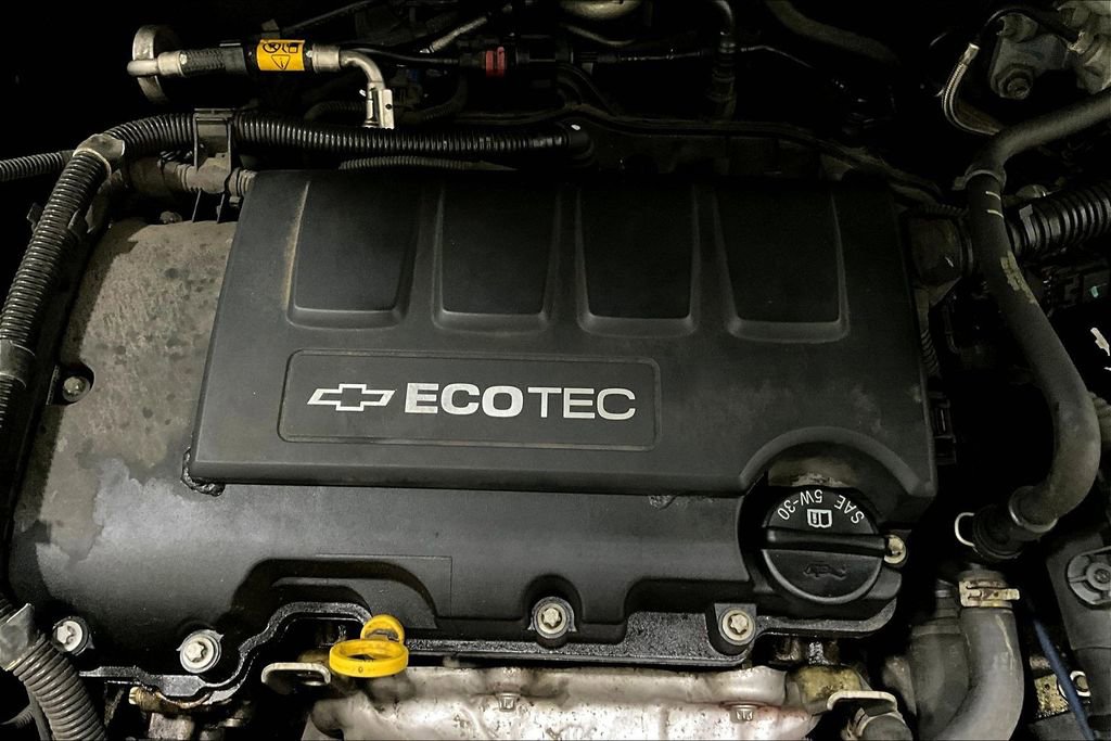 Used 2014 Chevrolet Cruze LT image 28