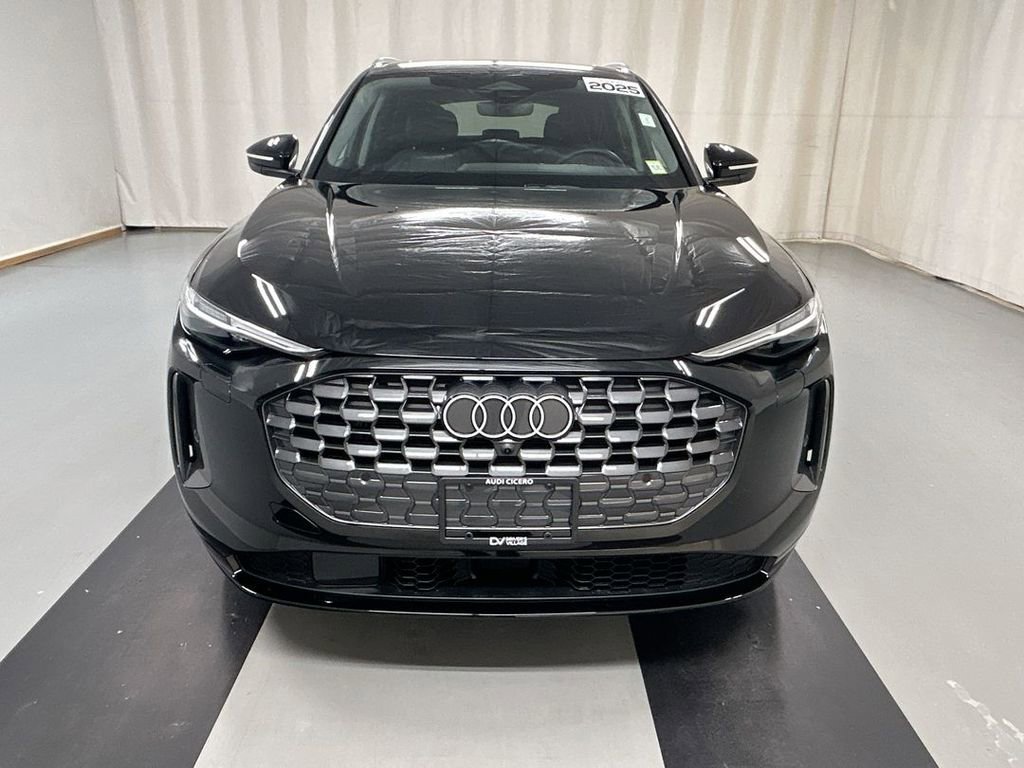 Used 2025 Audi Q5 Premium Plus w/ Premium Plus image 3
