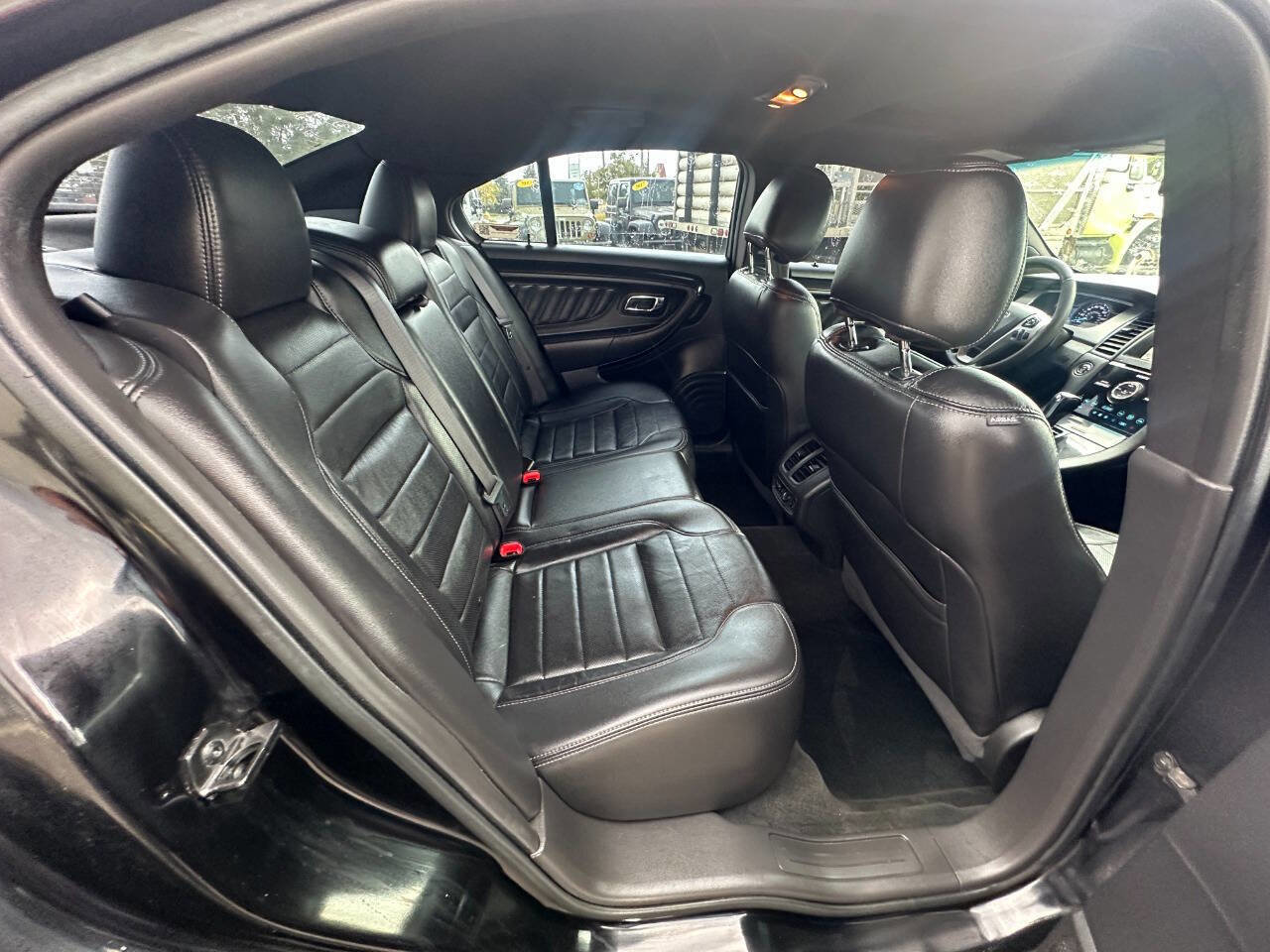 Used 2017 Ford Taurus SHO w/ Sho Performance Package image 16