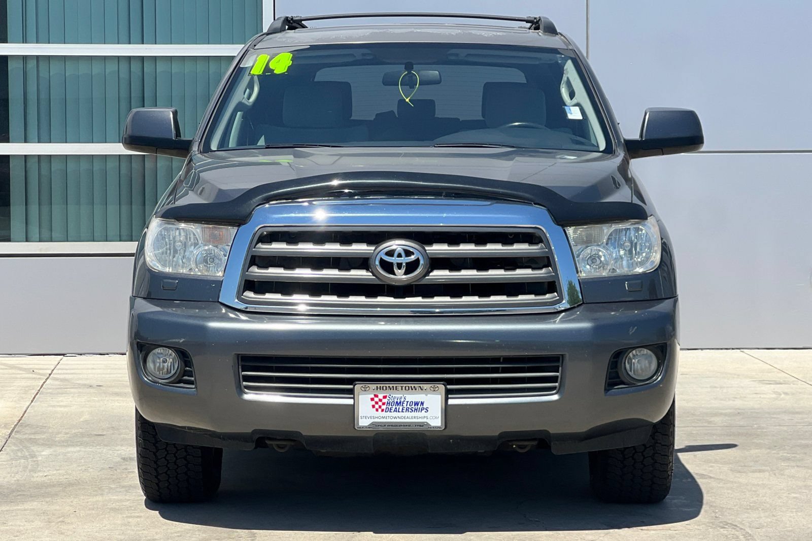 Used 2014 Toyota Sequoia SR5 AWD/4WD image 6