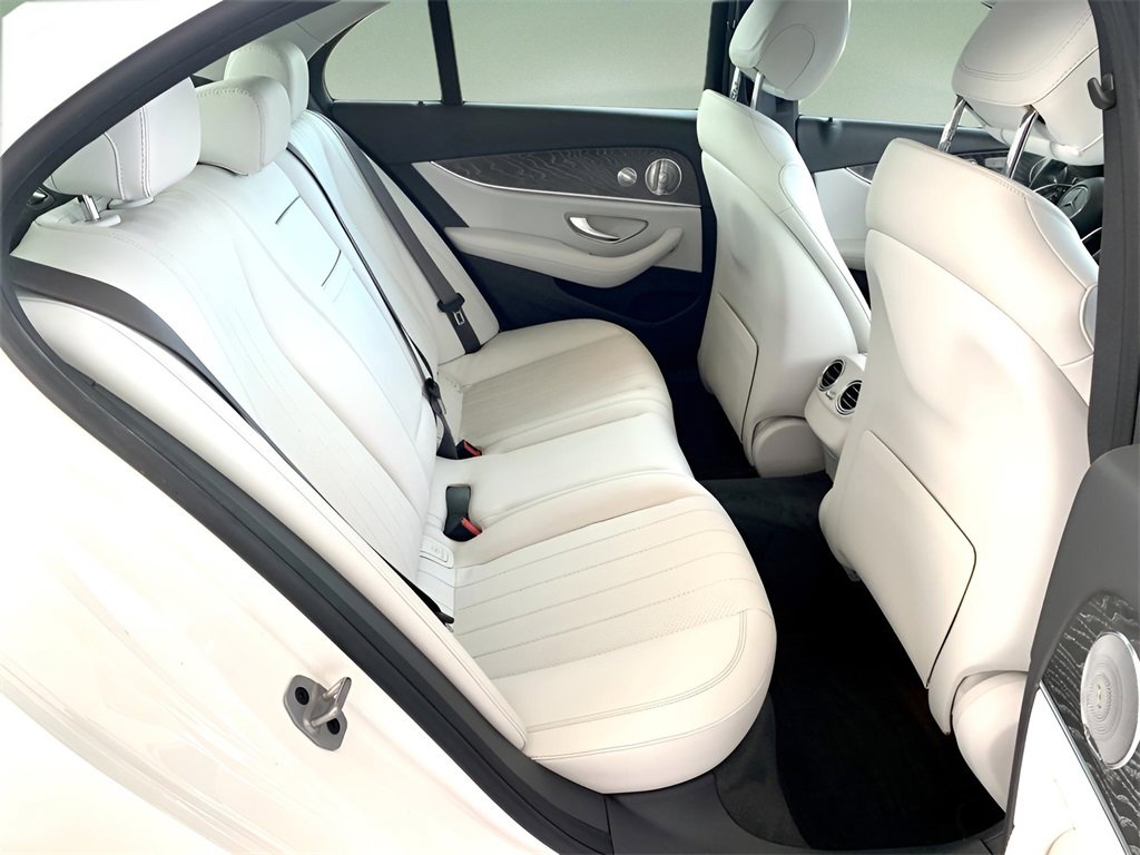 Used 2021 Mercedes-Benz E 350 Sedan image 26