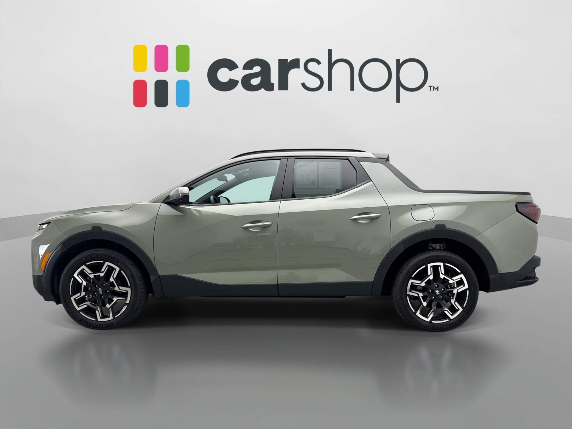 Used 2026 Hyundai Santa Cruz Limited AWD/4WD image 2