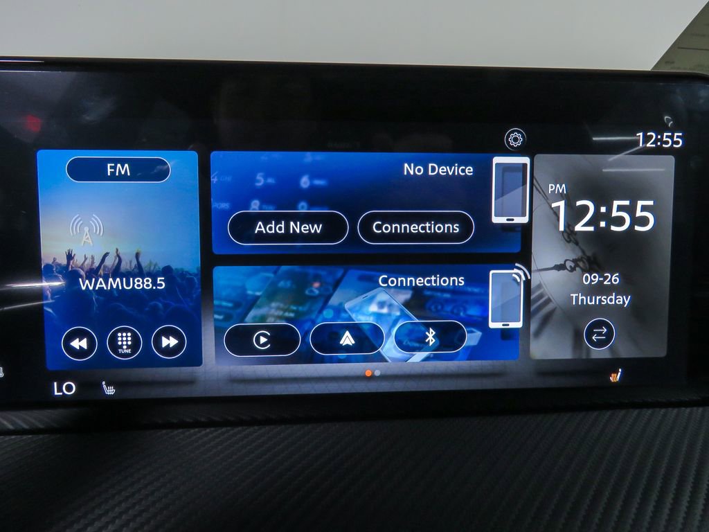 Certified 2025 Nissan Kicks SR w/ SR Premium Package AWD/4WD image 18