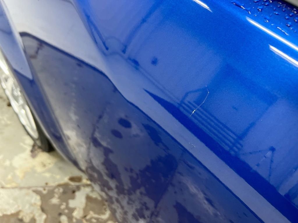 Used 2013 Dodge Avenger SE image 29