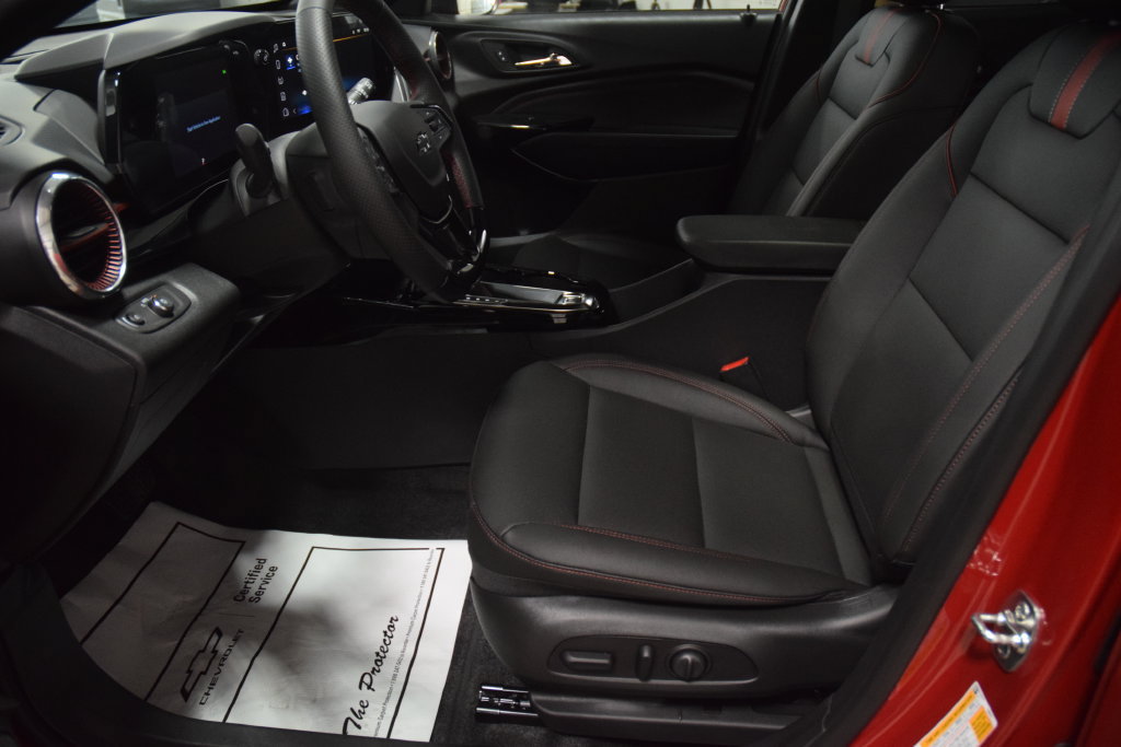 New 2026 Chevrolet Trax RS w/ Sunroof Package FWD image 39