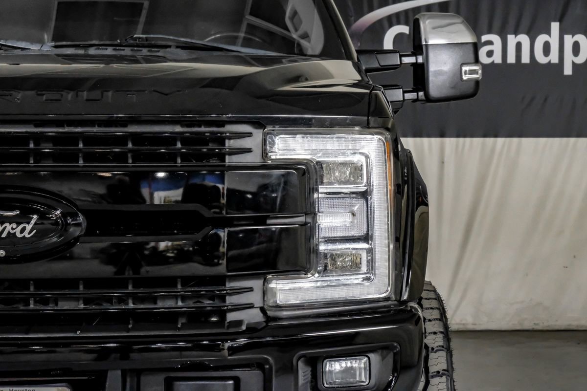 Used 2019 Ford F250 Lariat w/ Lariat Ultimate Package image 41