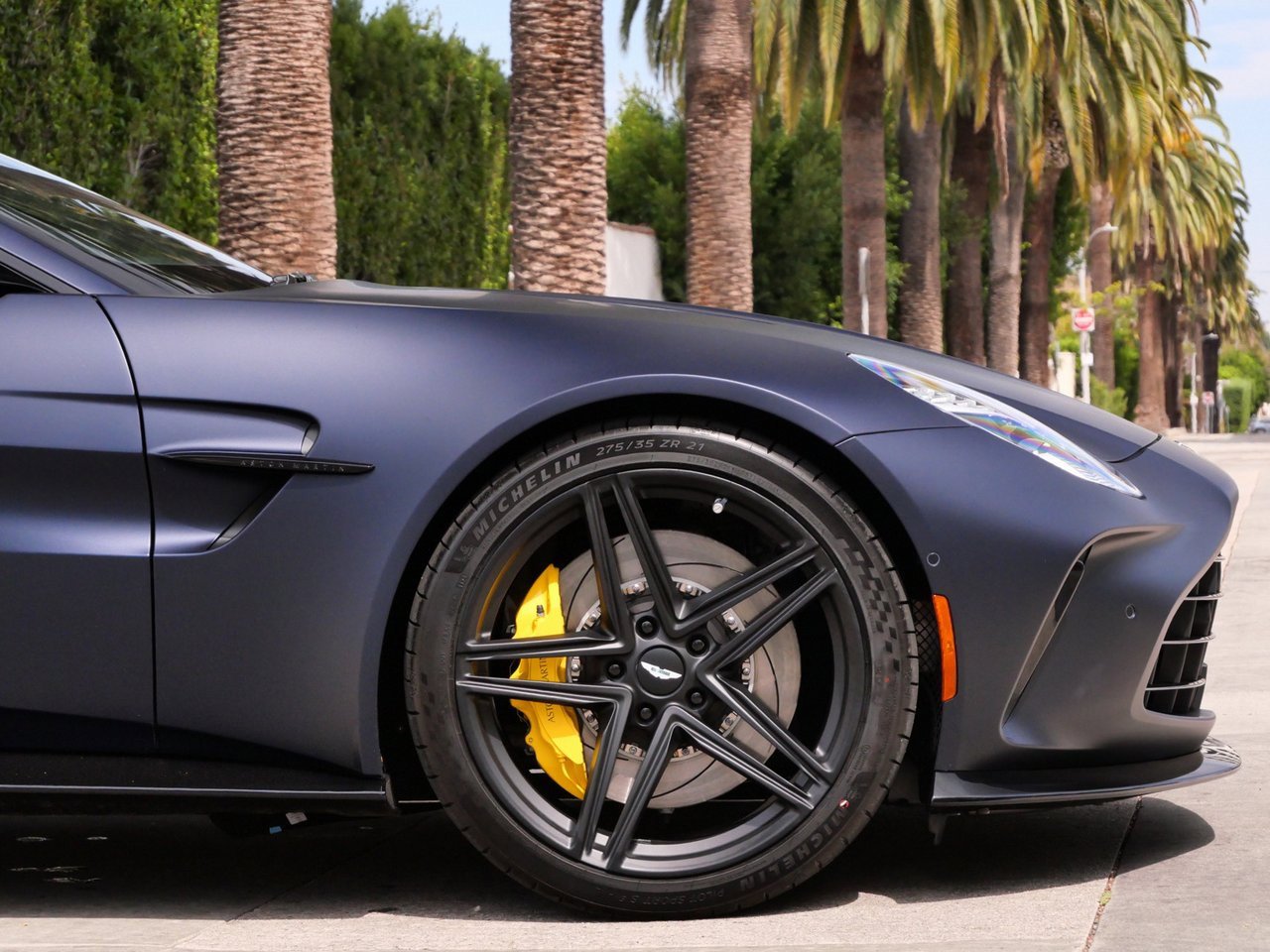 New 2026 Aston Martin V8 Vantage Coupe image 4