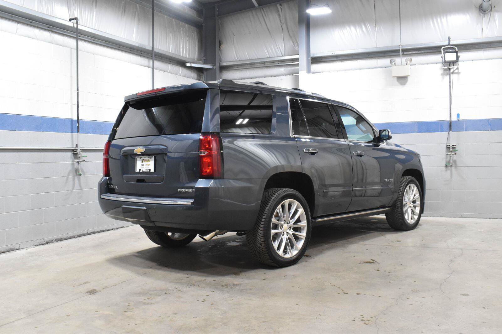 Used 2019 Chevrolet Tahoe Premier w/ Premier Plus Edition AWD/4WD image 27