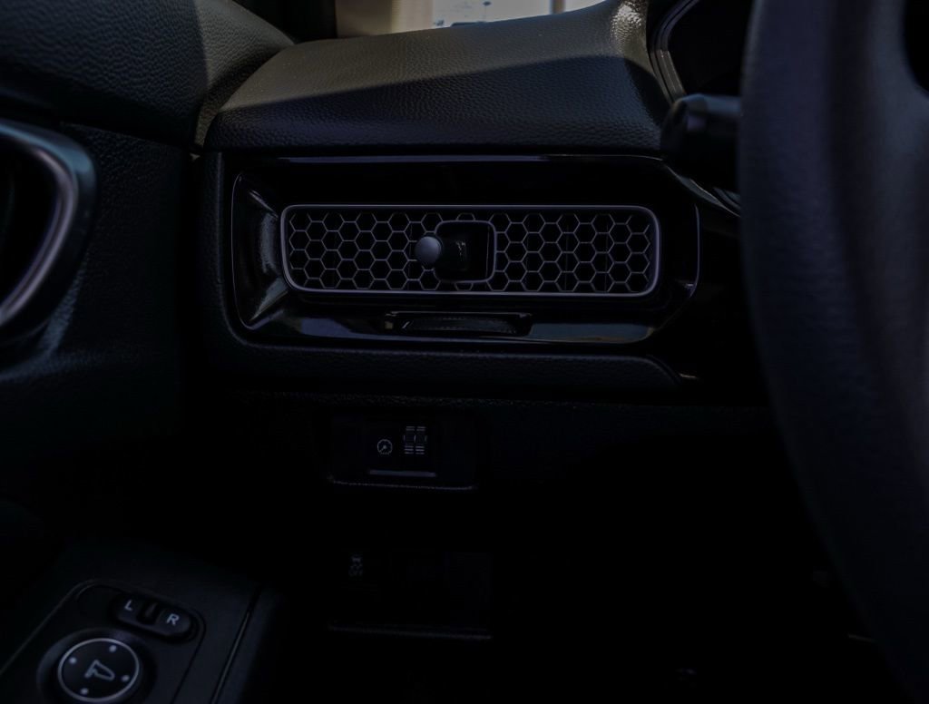 Used 2025 Honda Civic LX image 31