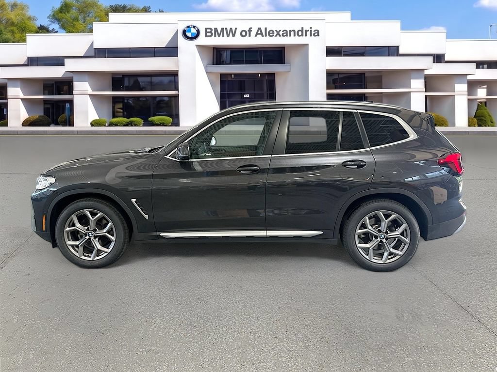 Used 2023 BMW X3 xDrive30i w/ Premium Package AWD/4WD image 4