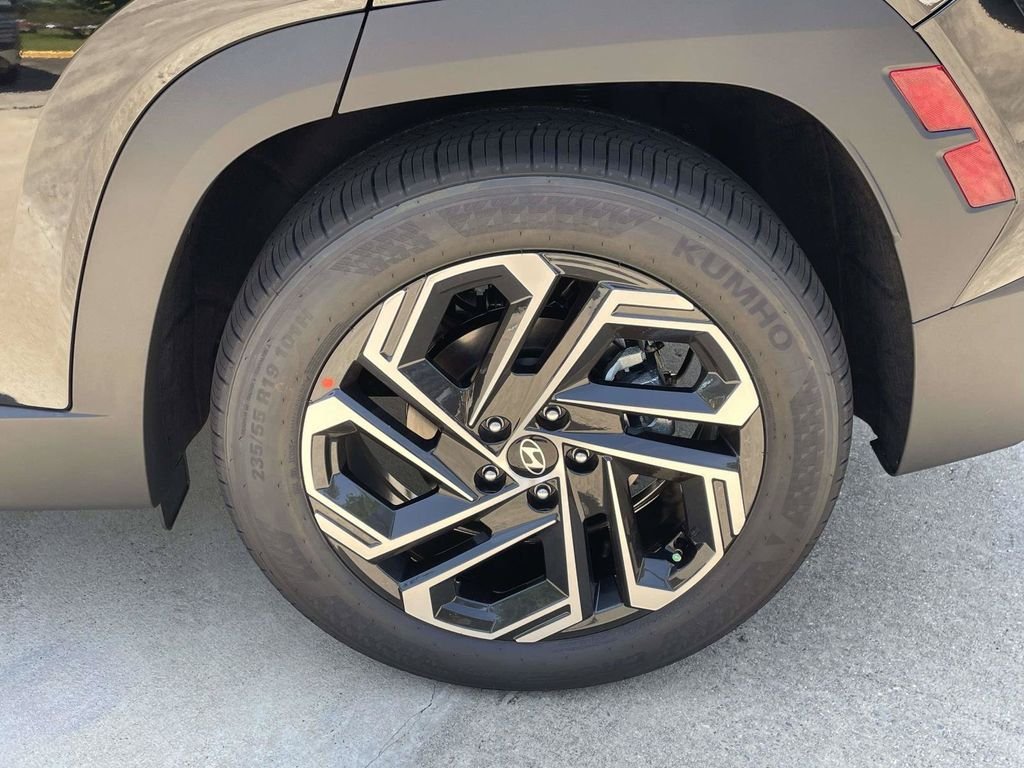 New 2026 Hyundai Tucson Limited FWD image 9