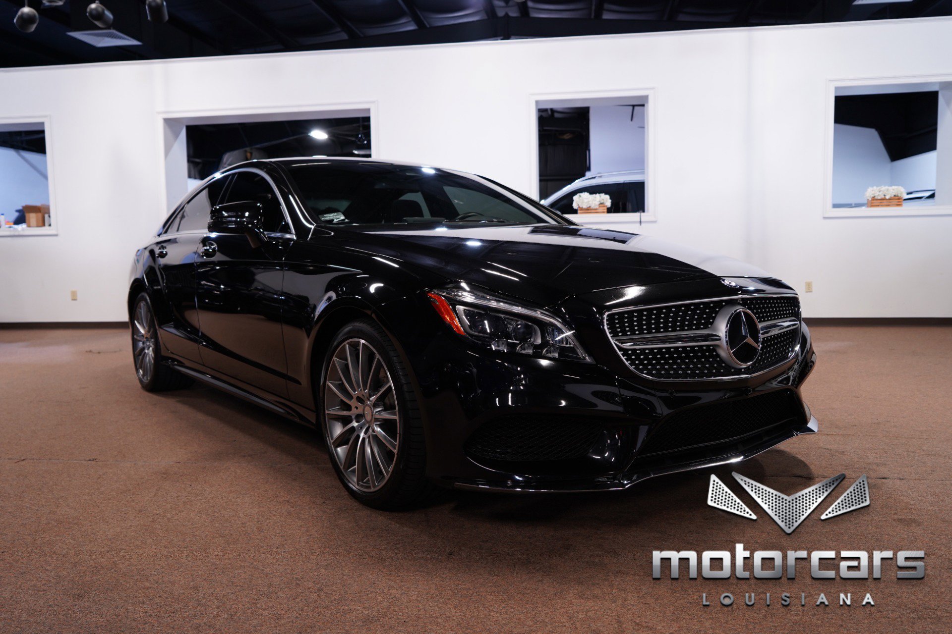 Used 2016 Mercedes-Benz CLS 400 4MATIC w/ Premium 2 Package image 9