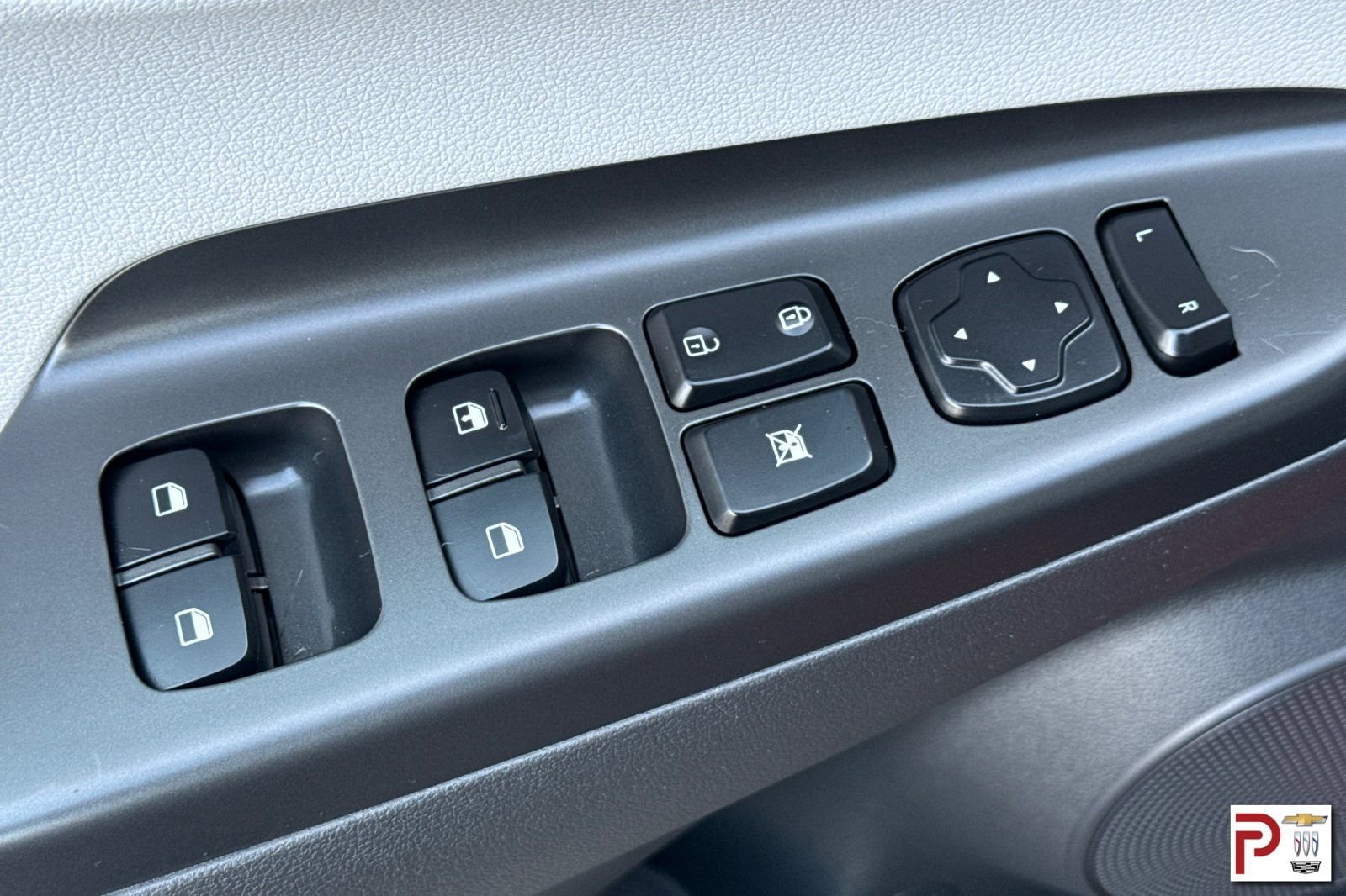 Used 2022 Hyundai Kona SEL image 12