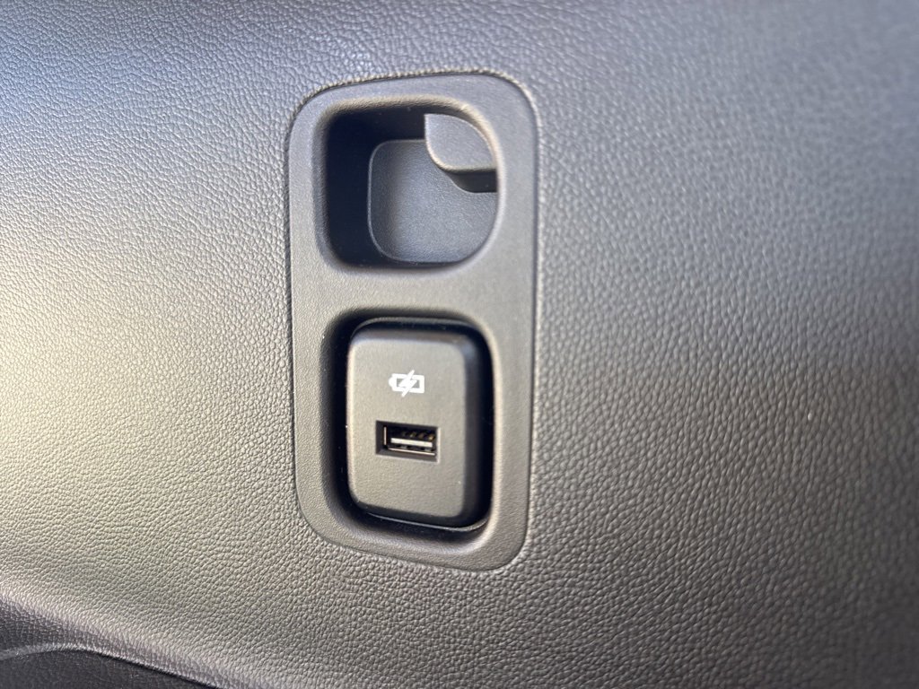 Used 2023 Buick Enclave Essence w/ Experience Buick Package image 39