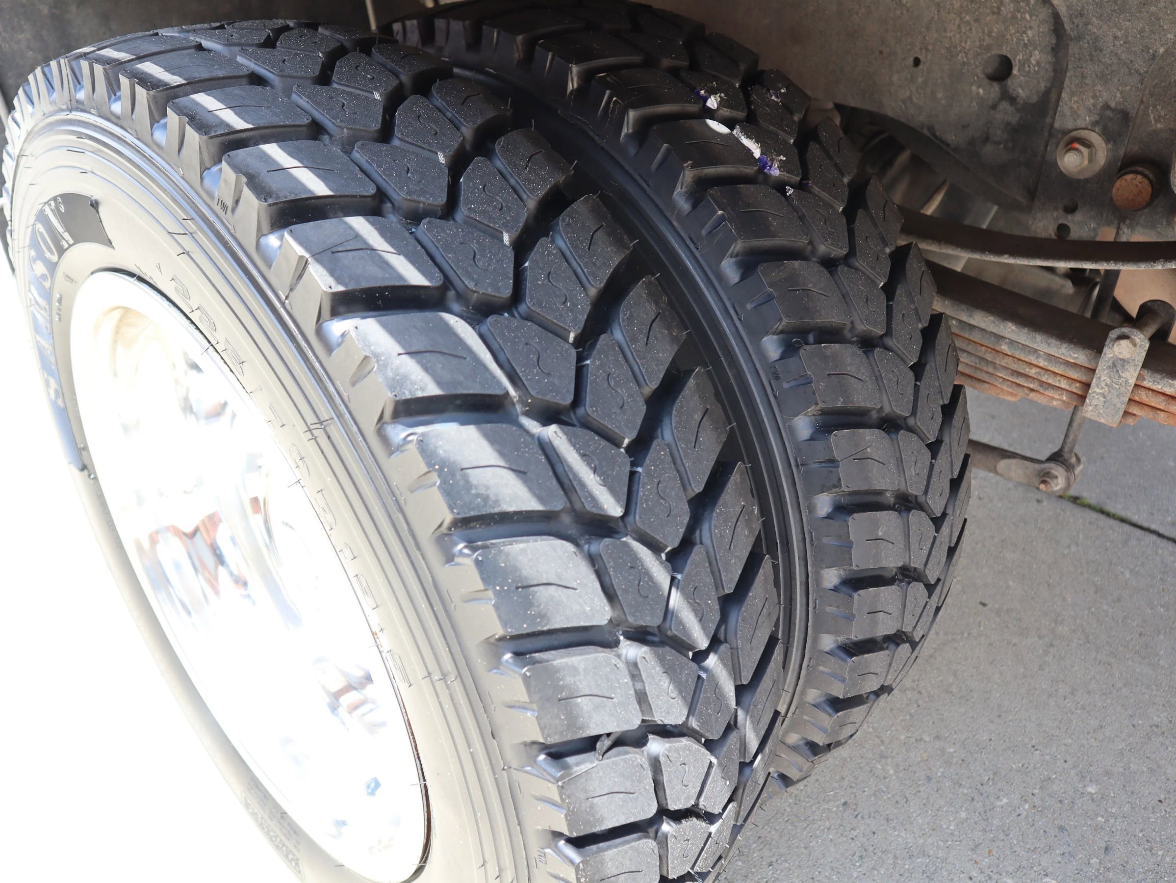 Used 2022 Ford F550 4x4 Crew Cab Super Duty w/ Power Equipment Group image 38