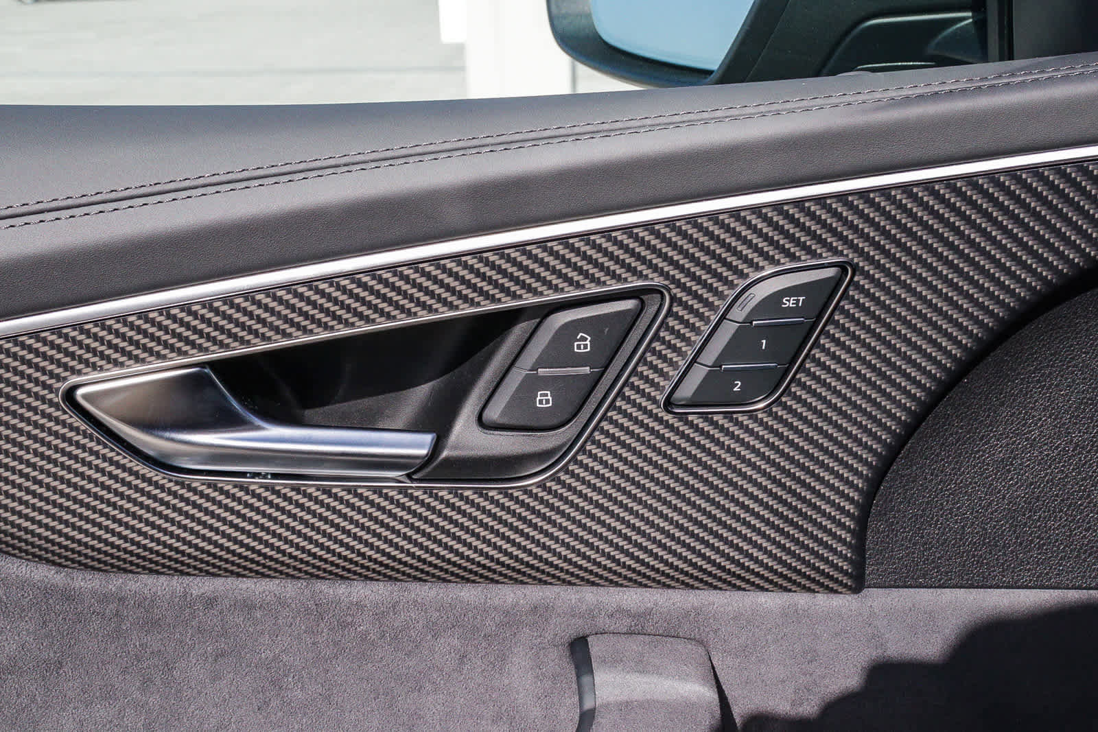 New 2025 Audi RS Q8 performance image 24