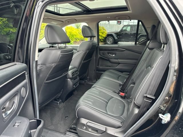 Used 2024 Honda Pilot Elite image 6