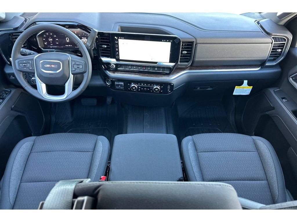 New 2026 GMC Sierra 1500 Elevation w/ LPO, Elevation Black Package AWD/4WD image 13