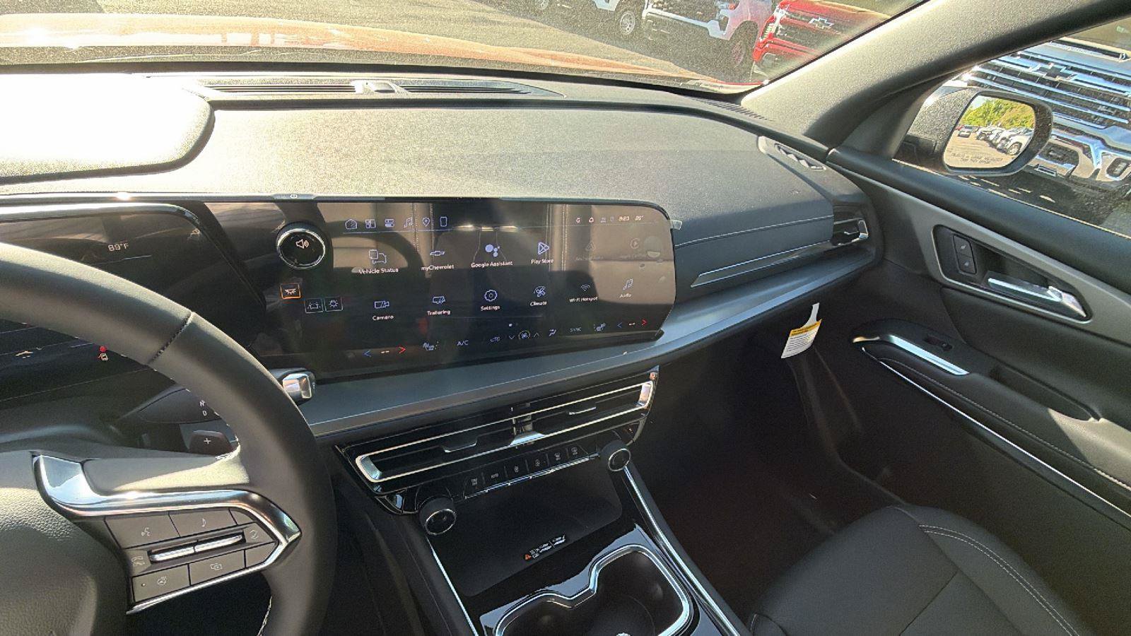 New 2026 Chevrolet Traverse LT w/ Sun and Wheel Package FWD image 26