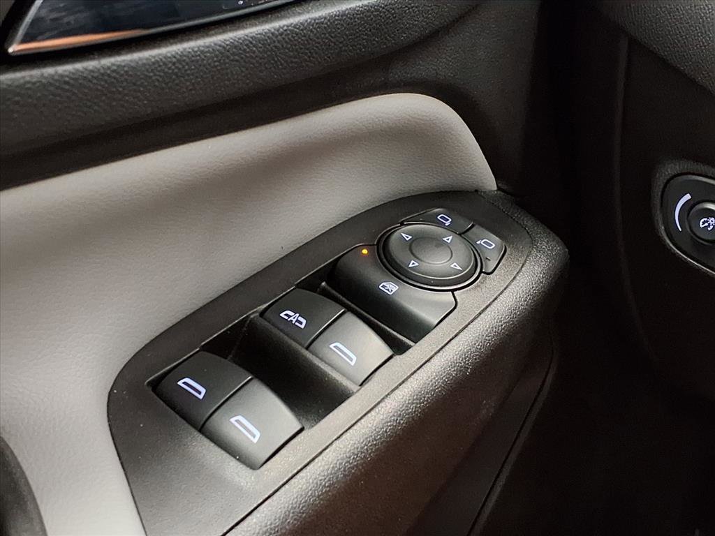 Used 2020 Chevrolet Equinox LT image 30