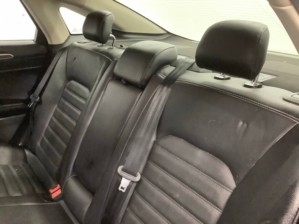 Used 2018 Ford Fusion SE w/ Fusion SE Technology Package image 7