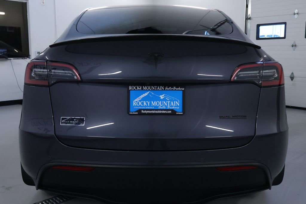Used 2021 Tesla Model Y Long Range image 6