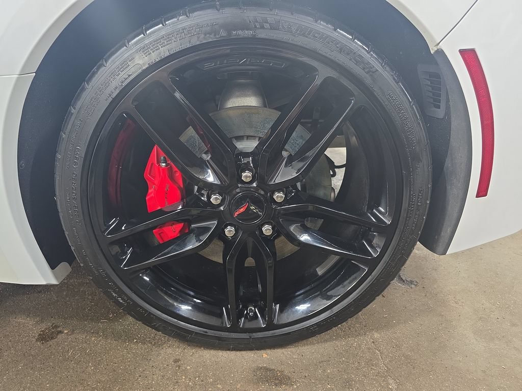 Used 2019 Chevrolet Corvette Stingray Convertible w/ 2LT Preferred Equipment Group RWD image 33