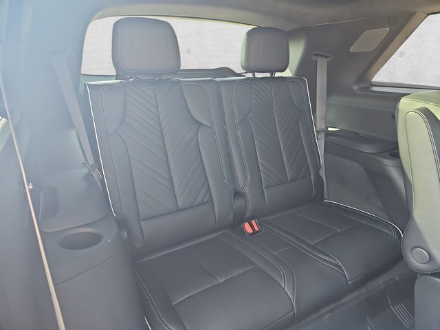 New 2026 Cadillac Vistiq Platinum image 12