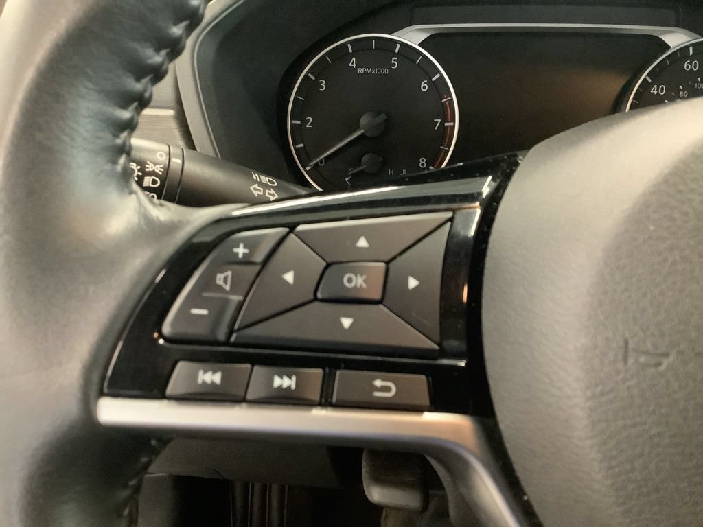Used 2023 Nissan Altima 2.5 SV w/ SV Premium Package AWD/4WD image 12