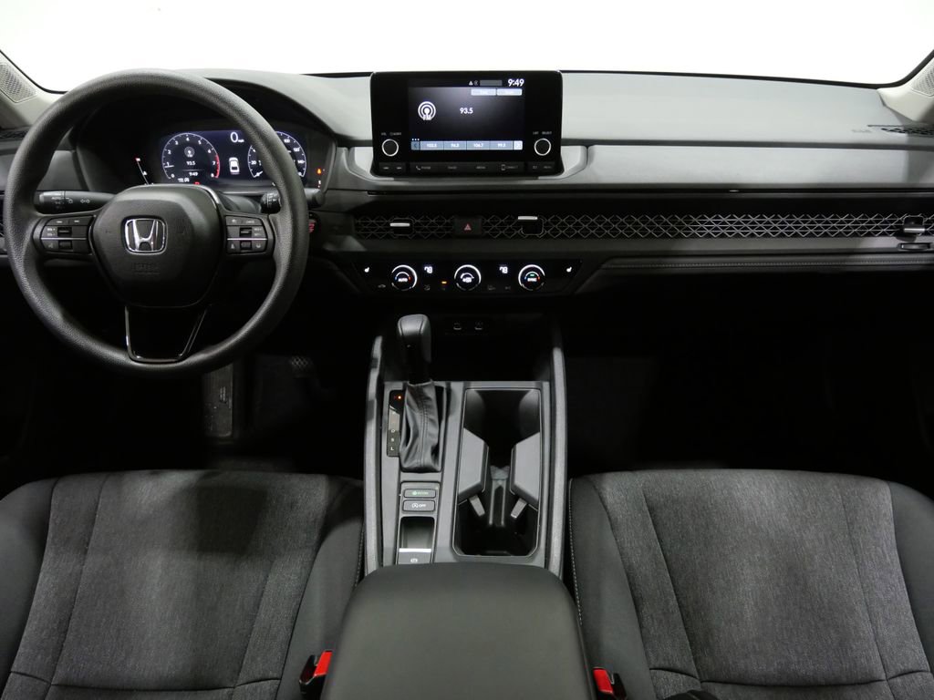 Used 2025 Honda Accord SE image 11