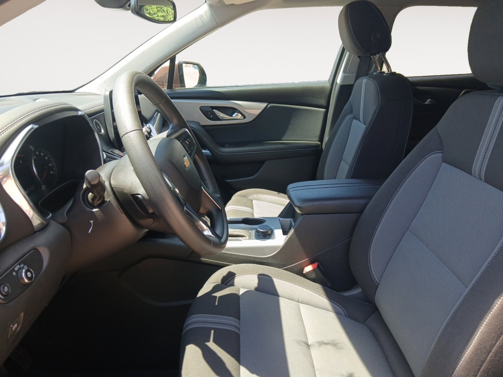 Used 2024 Chevrolet Blazer LT w/ Convenience Package AWD/4WD image 9