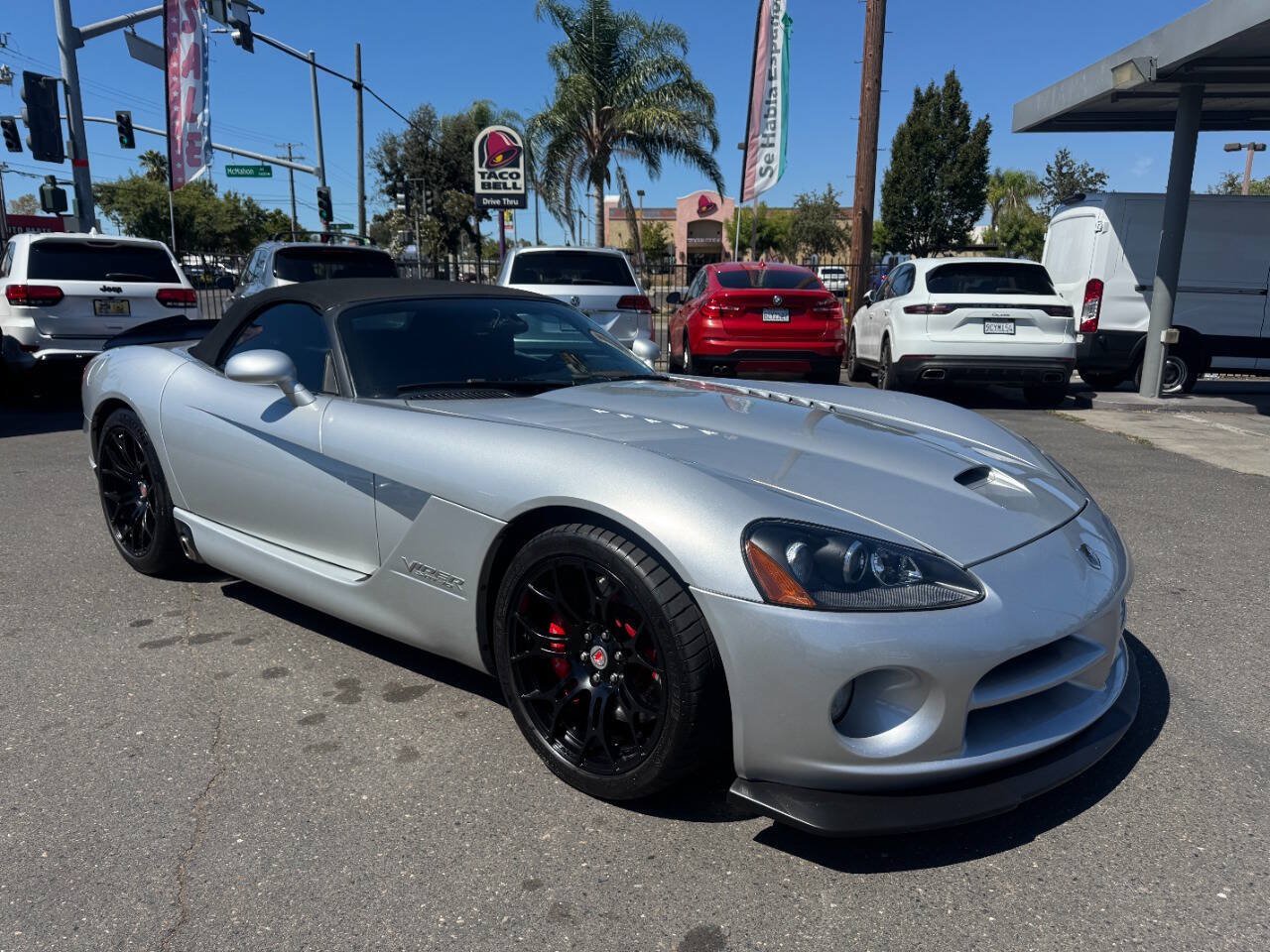 Used 2005 Dodge Viper SRT-10 RWD image 2