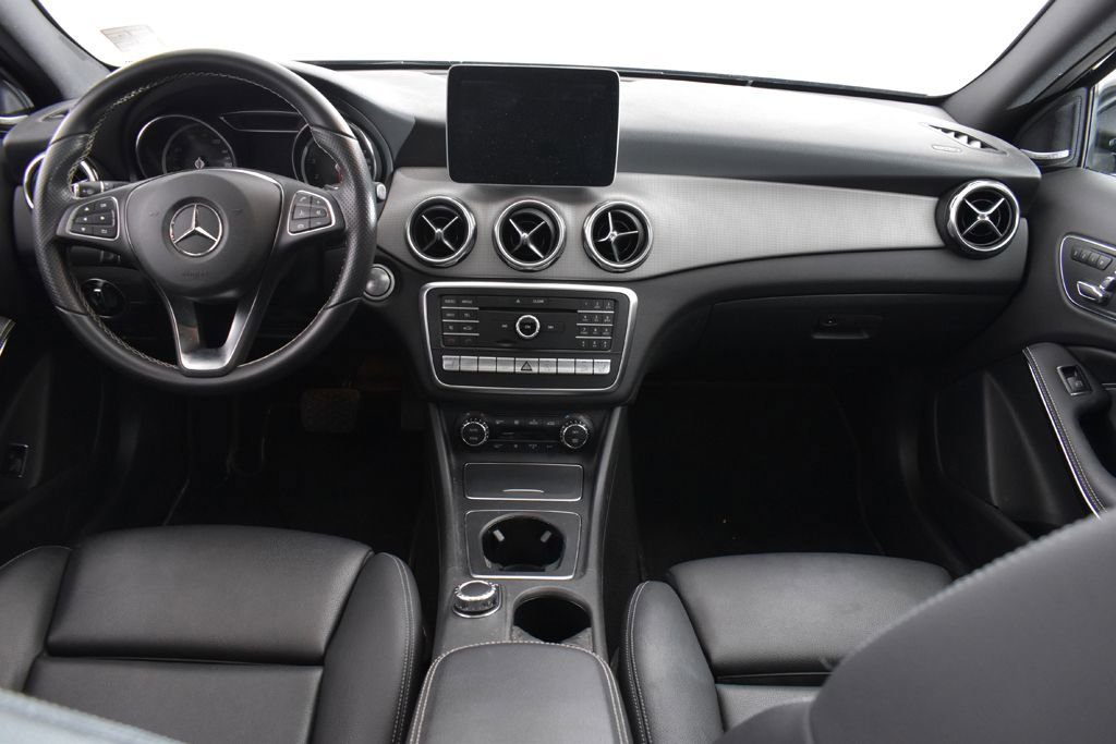 Used 2018 Mercedes-Benz GLA 250 4MATIC image 15