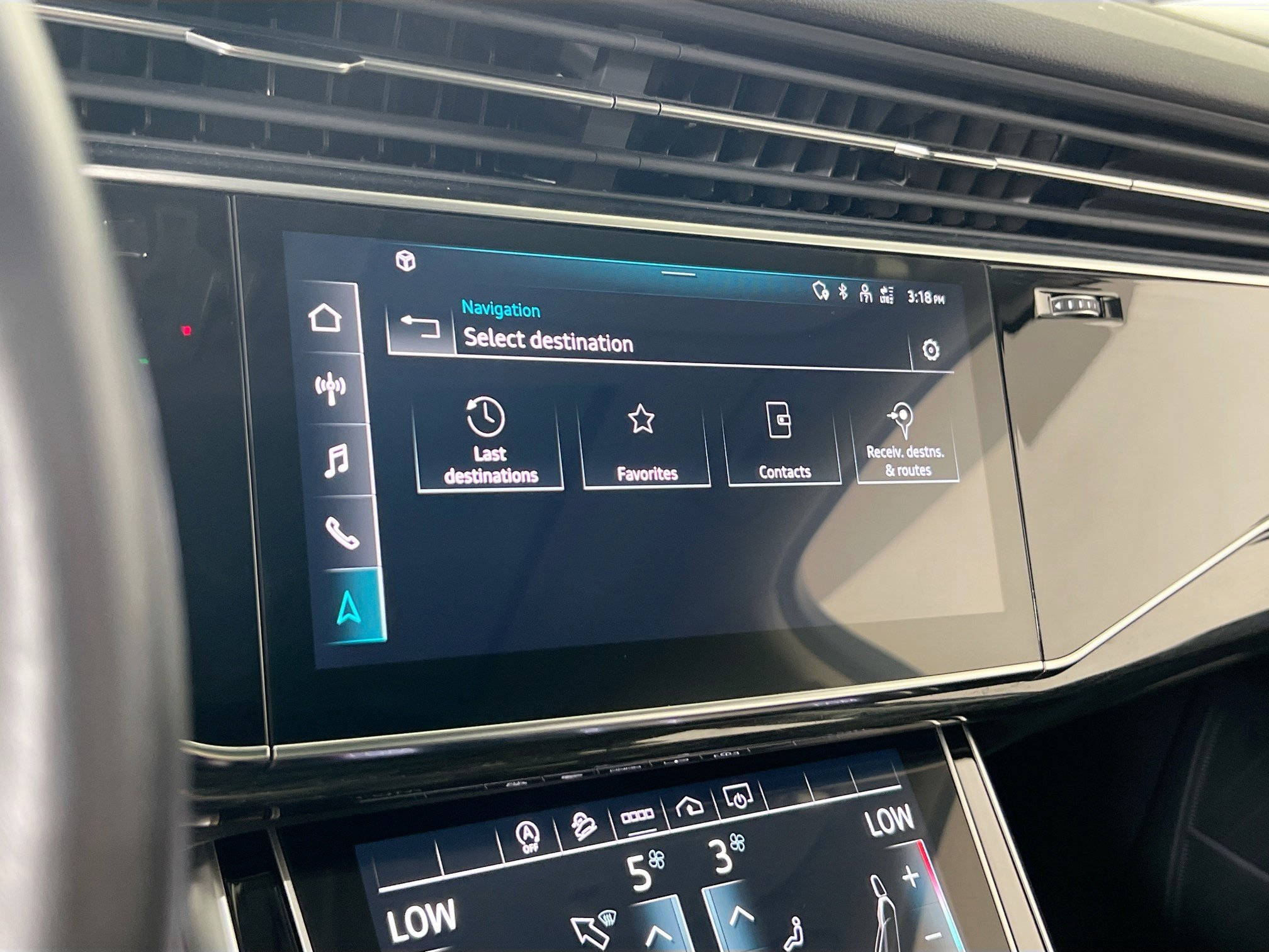 Used 2022 Audi Q7 Premium Plus w/ Premium Plus Package image 23