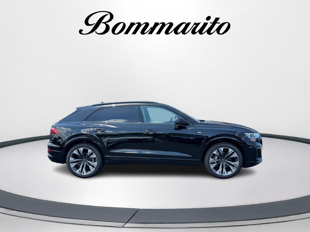 Used 2026 Audi Q8 Premium Plus w/ Premium Plus Package AWD/4WD image 2