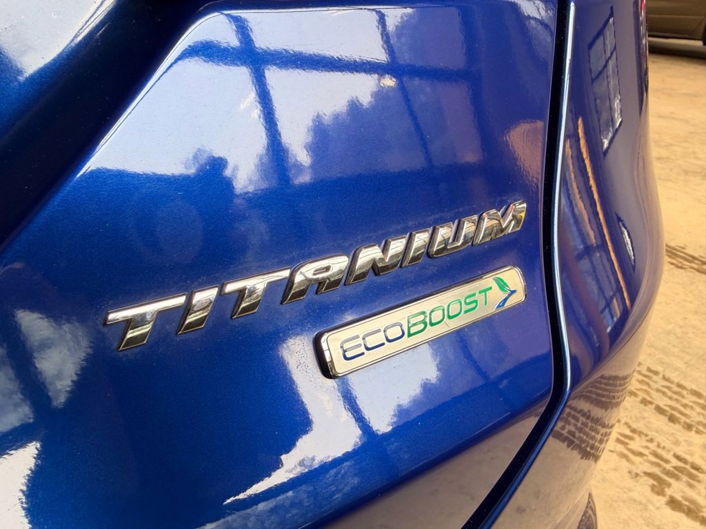 Used 2015 Ford Fusion Titanium image 11