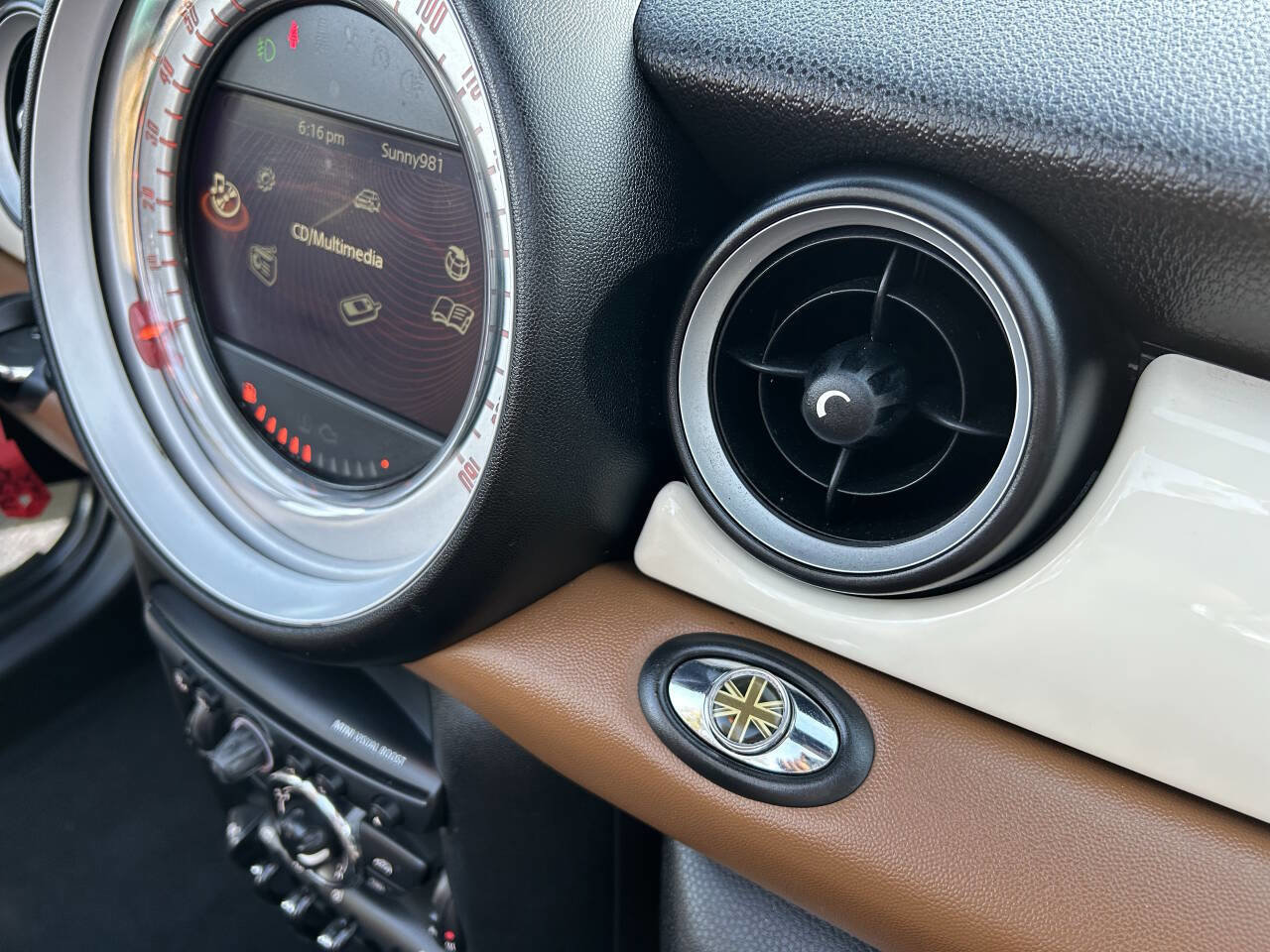 Used 2013 MINI Cooper Roadster S image 21