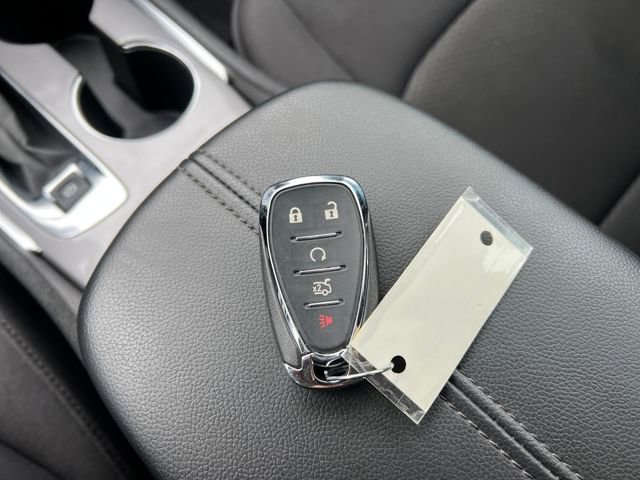Used 2024 Chevrolet Malibu LT image 27