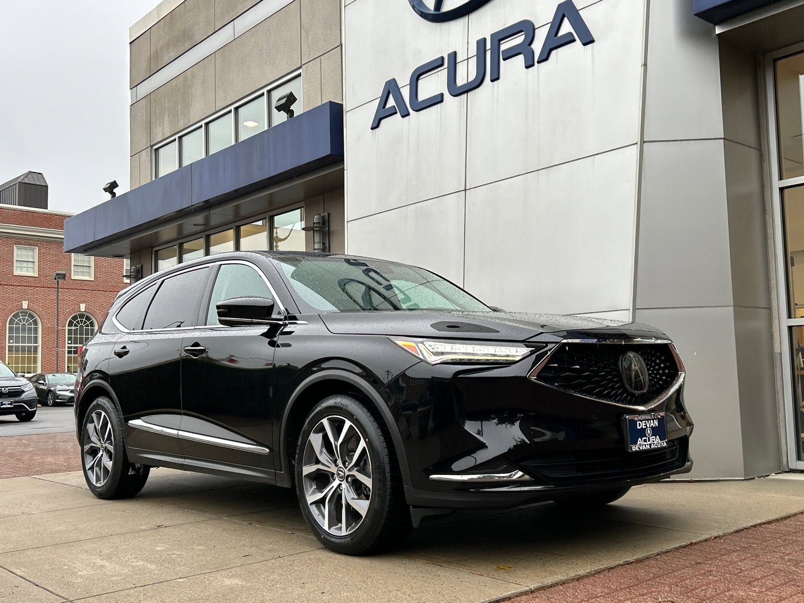 Certified 2023 Acura MDX SH-AWD w/ Technology Package image 1